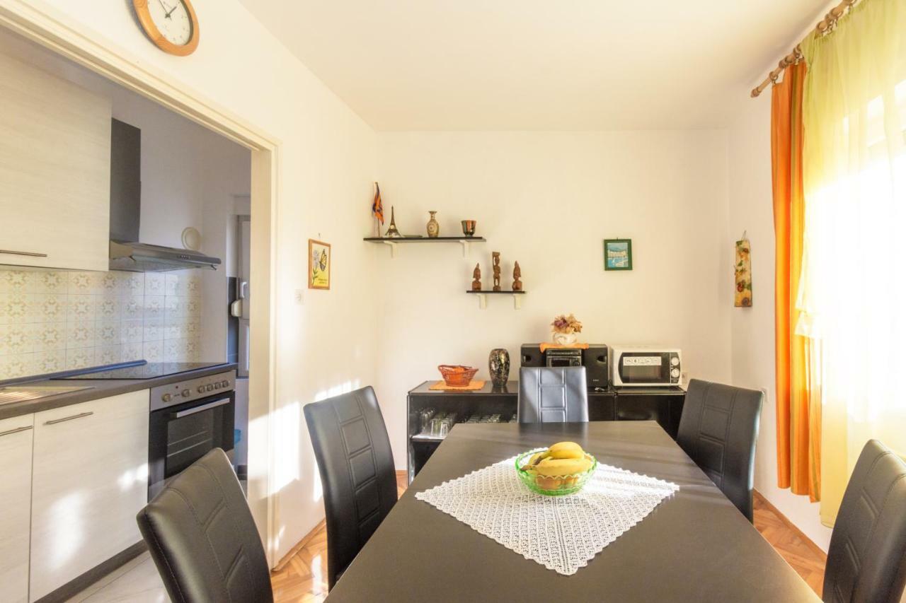 Apartments Karla ツリクヴェニツァ エクステリア 写真